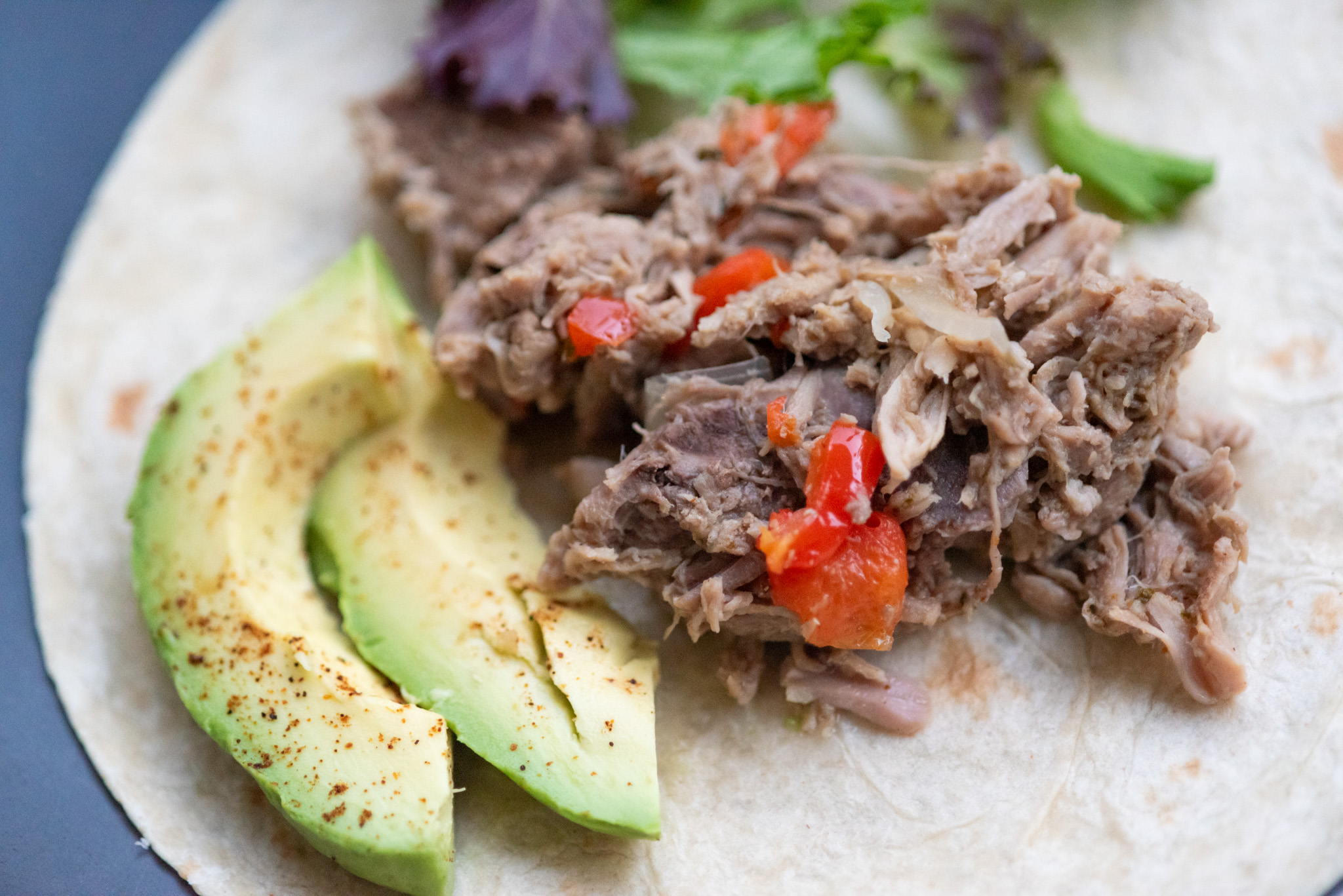 How to make slow cooker carnitas